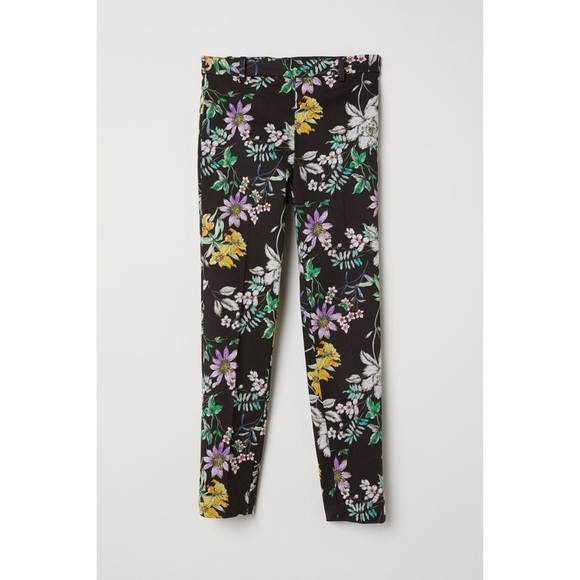 [H&M] Black Floral Trousers Pants - Picture 3 of 8